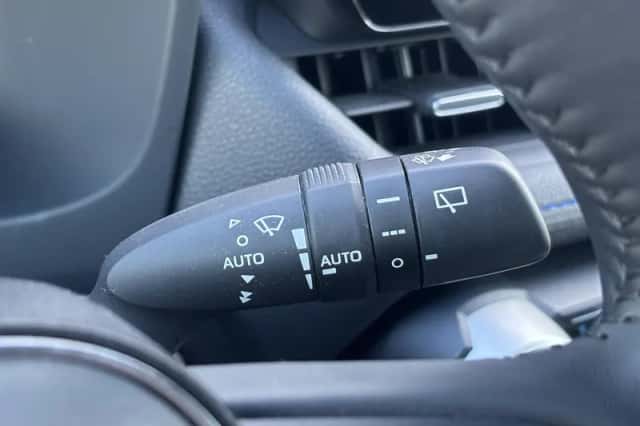 Toyota RAV4 (2025) thumbnail 19