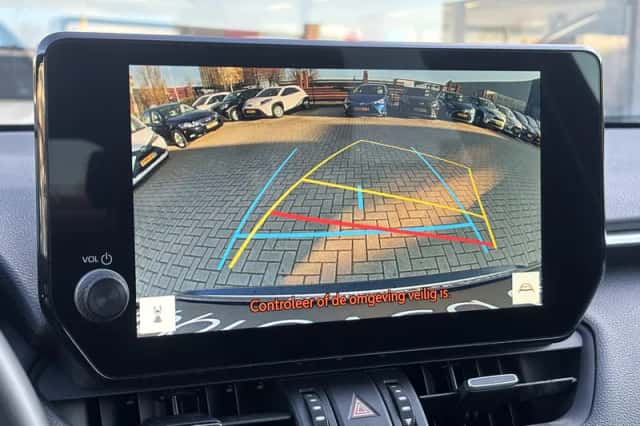 Toyota RAV4 (2025) thumbnail 26