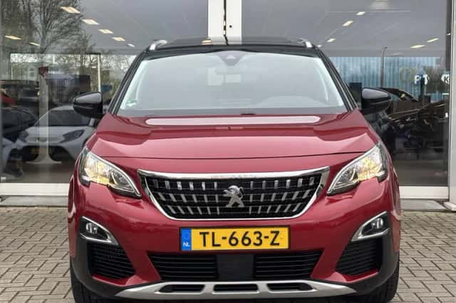 Peugeot 3008 (2018) thumbnail 7