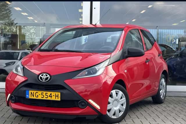 Toyota Aygo (2017) thumbnail 1