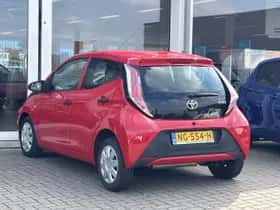 Toyota Aygo (2017) thumbnail 7