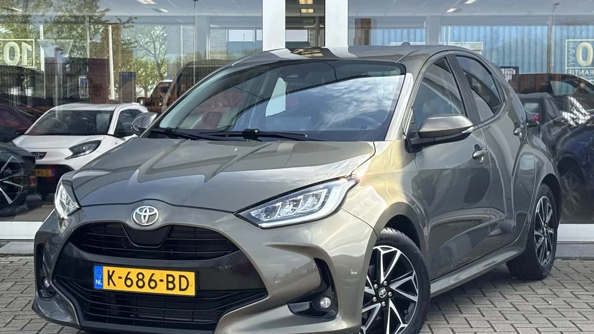 Toyota Yaris (2020) — foto 1