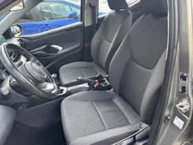 Toyota Yaris (2020) thumbnail 17