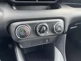 Toyota Yaris (2020) thumbnail 28