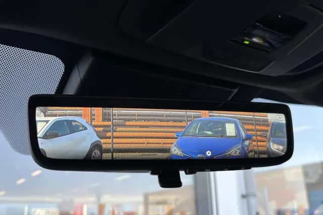 Toyota bZ4X (2026) thumbnail 44