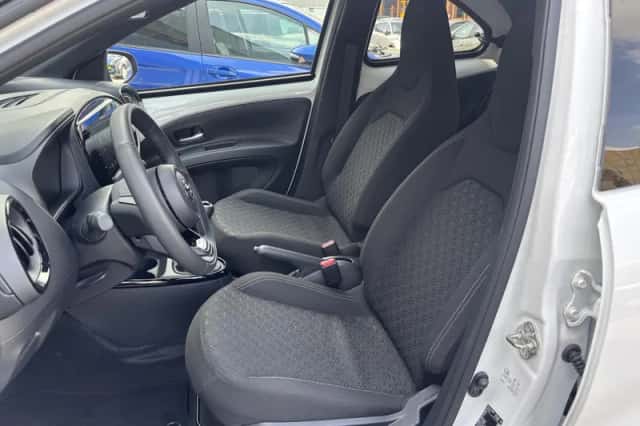 Toyota Aygo (2024) thumbnail 14