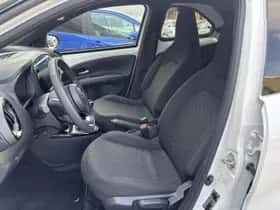 Toyota Aygo (2024) thumbnail 14