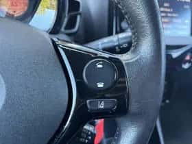 Toyota Aygo (2020) thumbnail 18