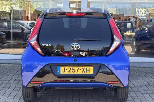 Toyota Aygo (2020) thumbnail 6