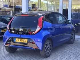 Toyota Aygo (2020) thumbnail 8