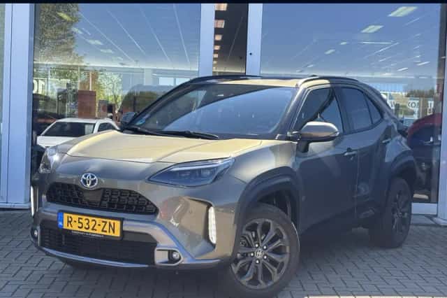 Toyota Yaris Cross (2023) thumbnail 1