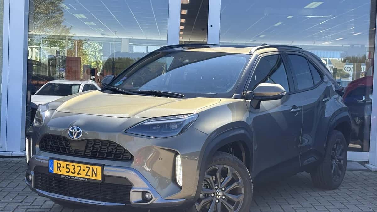 Toyota Yaris Cross (2023) — foto 1