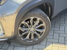 Toyota Yaris Cross (2023) thumbnail 2