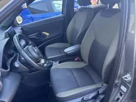 Toyota Yaris Cross (2023) thumbnail 18