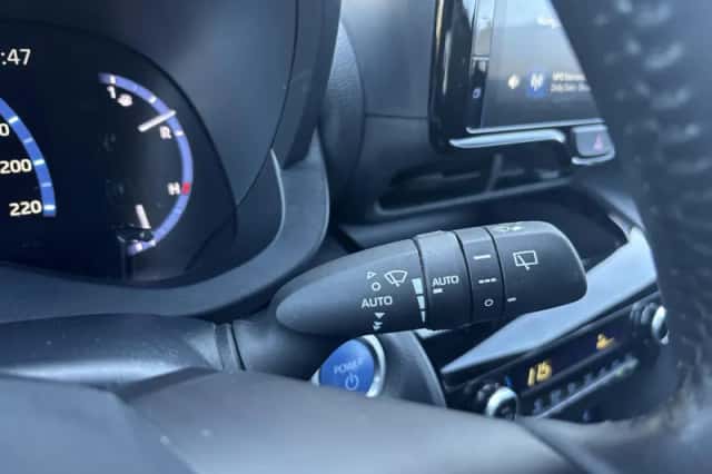Toyota Yaris Cross (2023) thumbnail 23