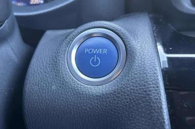 Toyota Yaris Cross (2023) thumbnail 25