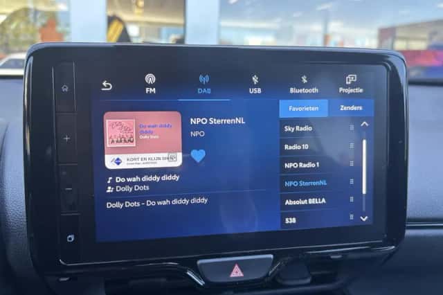 Toyota Yaris Cross (2023) thumbnail 27