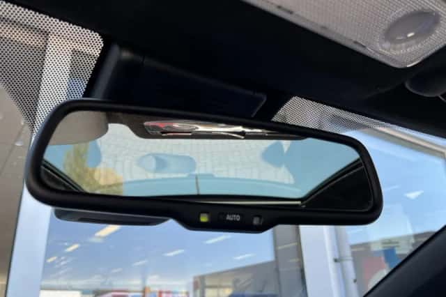 Toyota Yaris (2017) thumbnail 27