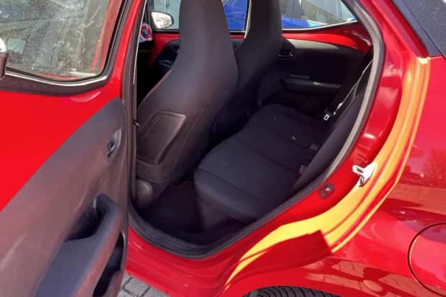 Toyota Aygo (2018) thumbnail 14