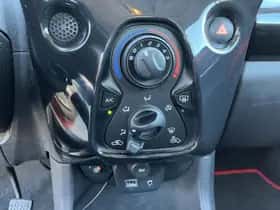 Toyota Aygo (2018) thumbnail 22