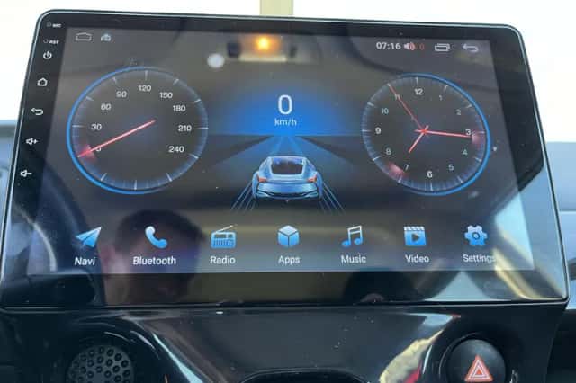Toyota Aygo (2018) thumbnail 8