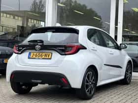 Toyota Yaris (2020) thumbnail 16