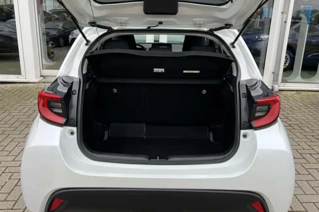 Toyota Yaris (2020) thumbnail 21