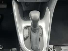 Toyota Yaris (2020) thumbnail 30