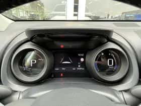 Toyota Yaris (2020) thumbnail 7