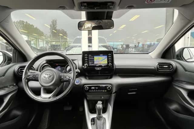 Toyota Yaris (2020) thumbnail 8