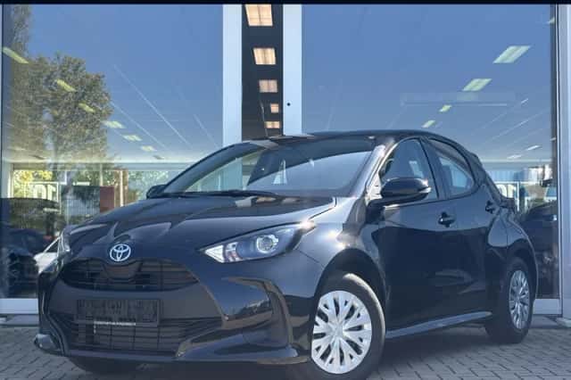Toyota Yaris (2026) thumbnail 1