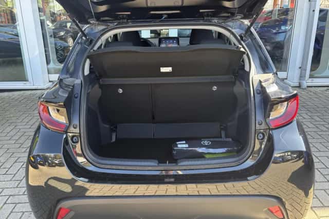Toyota Yaris (2026) thumbnail 11