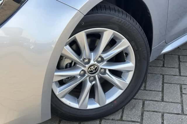 Toyota Corolla (2026) thumbnail 2