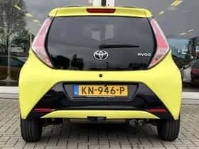 Toyota Aygo (2016) thumbnail 8