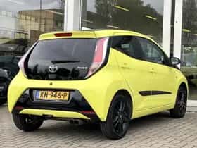 Toyota Aygo (2016) thumbnail 10
