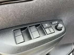 Toyota Yaris Cross (2024) thumbnail 15