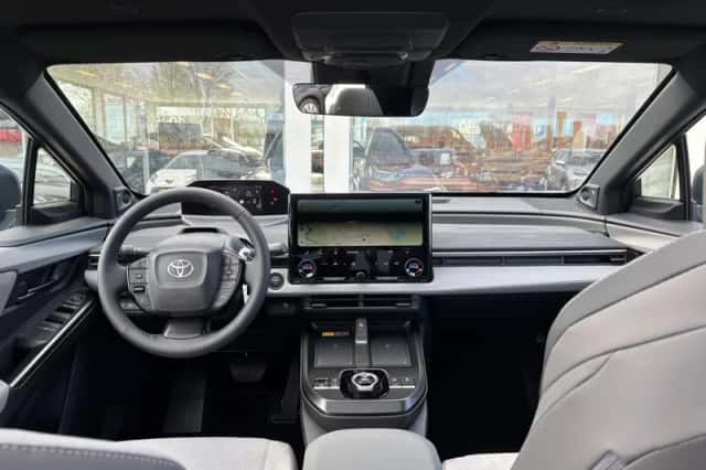 Toyota C-HR+ (2026) thumbnail 7