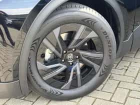 Toyota CHR + (2026) thumbnail 2