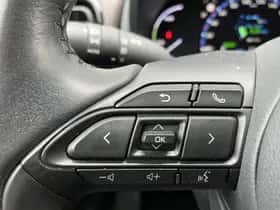Toyota Yaris Cross (2022) thumbnail 24