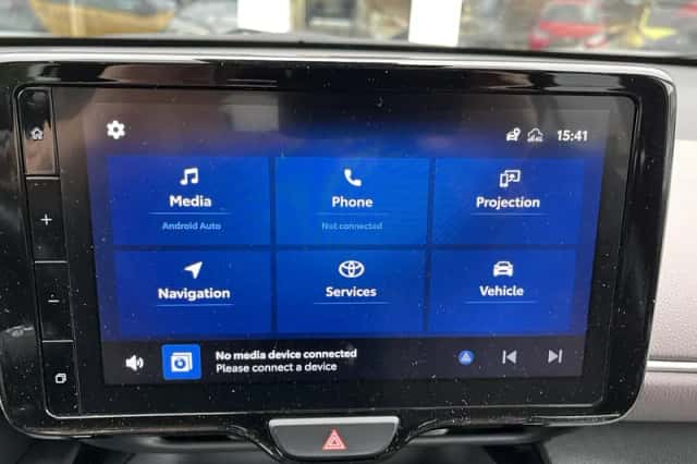 Toyota Yaris Cross (2022) thumbnail 25