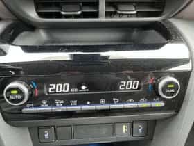 Toyota Yaris Cross (2022) thumbnail 32