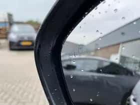 Toyota Yaris Cross (2022) thumbnail 5