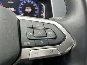Volkswagen T-Roc (2023) thumbnail 22