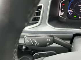 Volkswagen T-Roc (2023) thumbnail 23