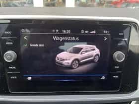 Volkswagen T-Roc (2023) thumbnail 28
