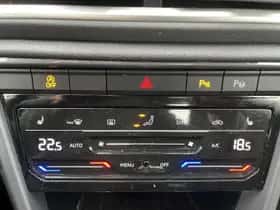 Volkswagen T-Roc (2023) thumbnail 29