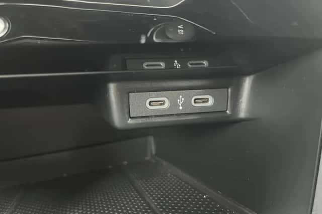 Volkswagen T-Roc (2023) thumbnail 30
