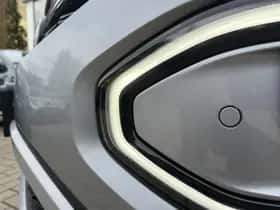 Volkswagen T-Roc (2023) thumbnail 4