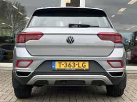 Volkswagen T-Roc (2023) thumbnail 6
