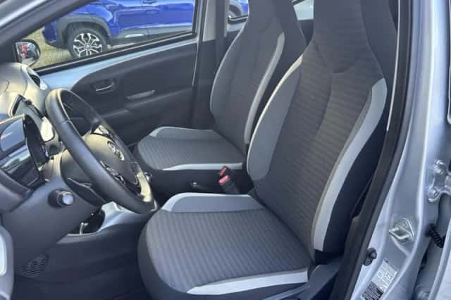 Toyota Aygo (2018) thumbnail 15